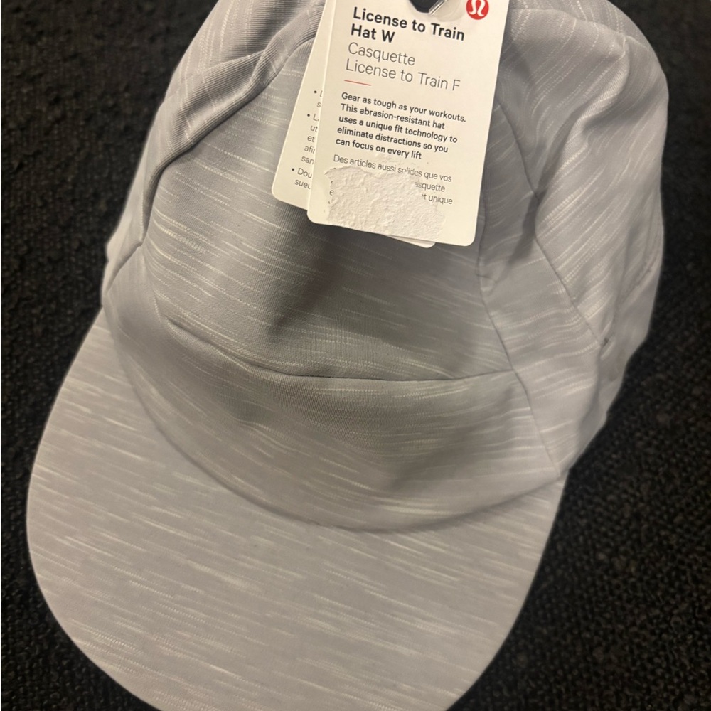 Lululemon License to Train Hat in Light Gray